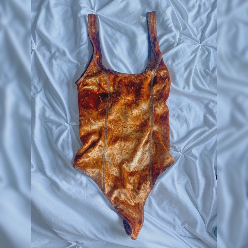 WILFRED ARITZIA VELVET BODYSUIT